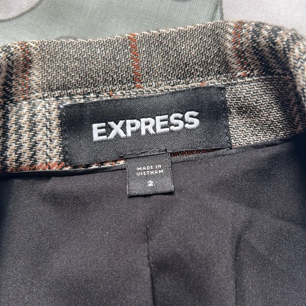 Express women’s plaid